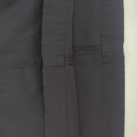 Eddie Bauer Rainier Skort, Color Black Size 4 - Picture 9 of 15